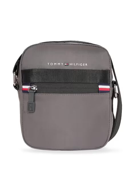 Tommy Hilfiger Sunbury Reporter